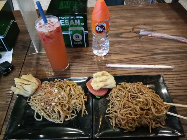 Gambar Makanan Mie Setan 16