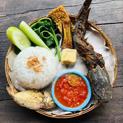 Gambar Makanan Ayam Penyet Nasi Tempong Siska 9