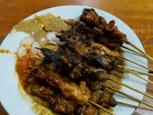 Gambar Makanan Sate Ponorogo Pak Supandi dan Tahu Campur 3