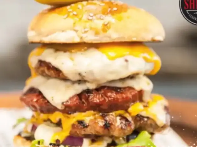 Shebo's Sandwich & Burger'nin yemek ve ambiyans fotoğrafları 8