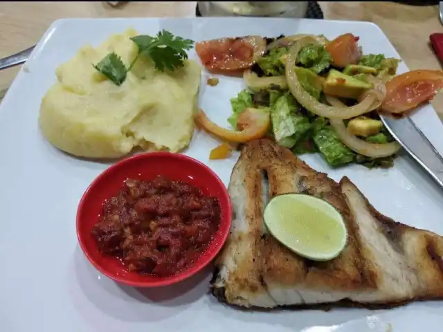 Gambar Makanan Visnoe Restaurant 8