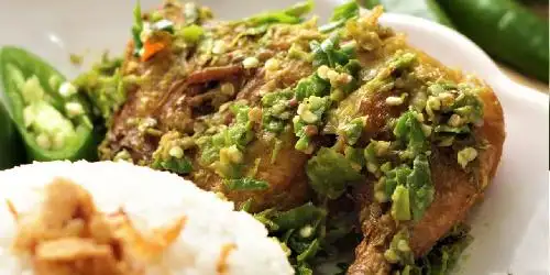 Ayam Geprek Merana, Kalimantan