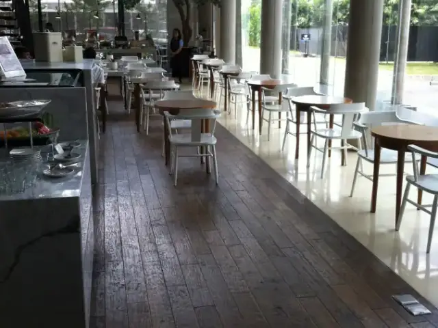 Klasse Cafe - Hotel Morrissey