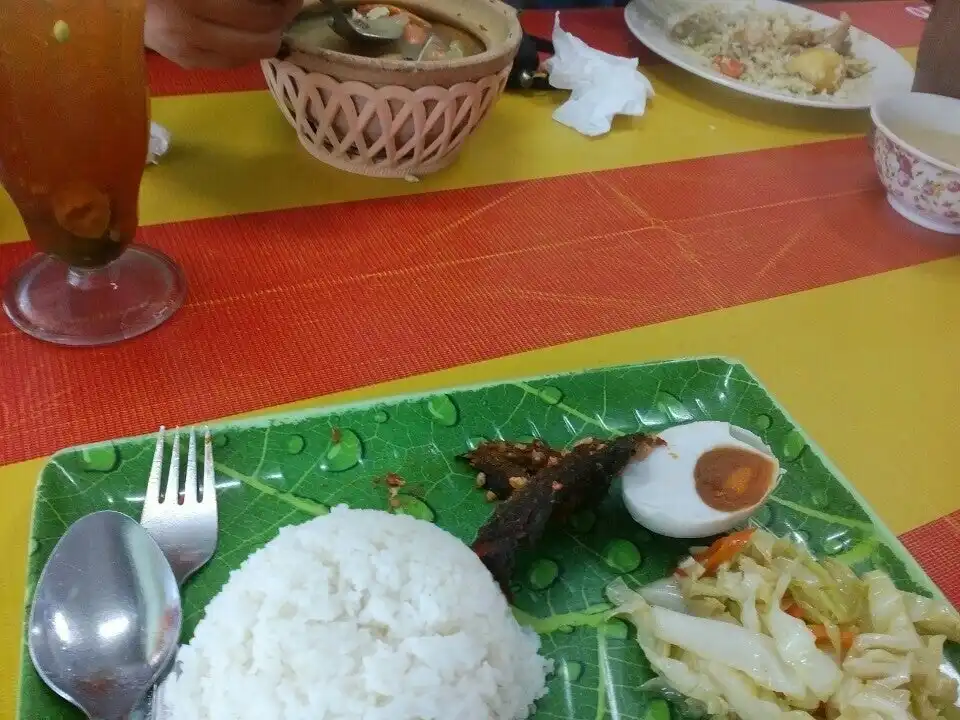 Restoran Puteri Asam Pedas Claypot