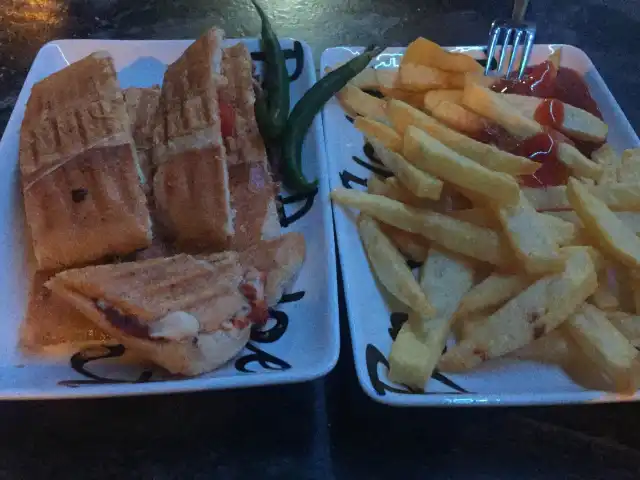 Tost Makinası - Bistro Cafe'nin yemek ve ambiyans fotoğrafları 2