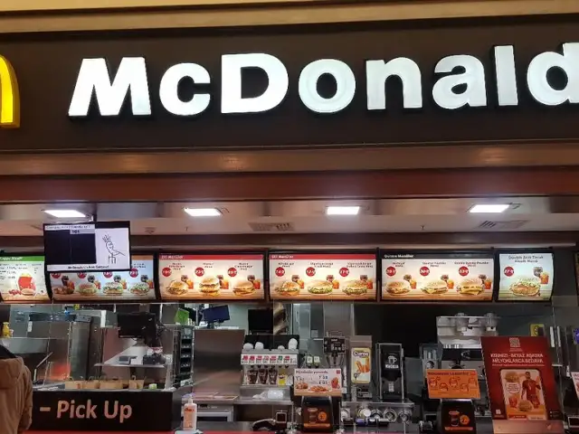 McDonald's'nin yemek ve ambiyans fotoğrafları 5