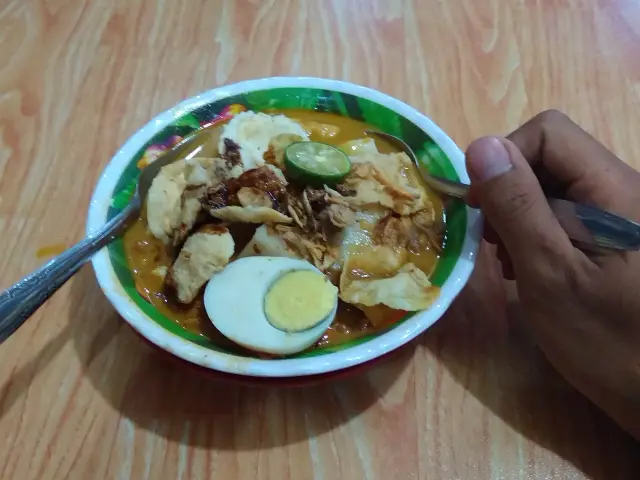 Gambar Makanan Lontong Kari Kebon Karet 13