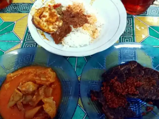 Gambar Makanan Nasi Padang Ampera 6