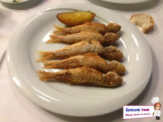 Balıkçıköy Fahri'nin yemek ve ambiyans fotoğrafları 18