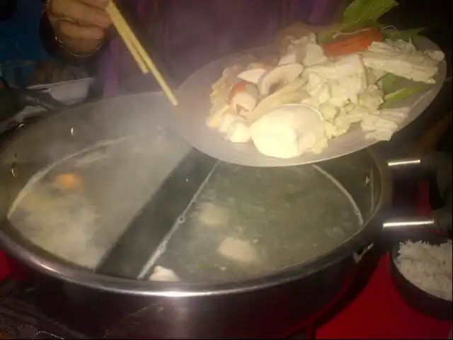 Gambar Makanan Cozy Resto Steamboat Kota Wisata 10