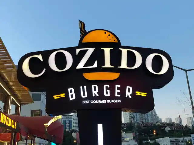 Cozido Burger'nin yemek ve ambiyans fotoğrafları 18