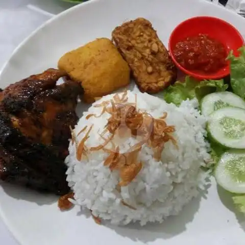 Gambar Makanan Penyet Rajasa, Gedung Batu 19