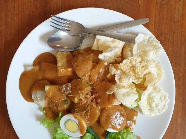 Gambar Makanan Rijsttafel Resto 1