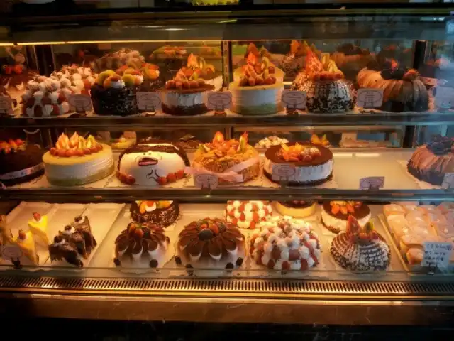 Kimki Bakery Metro Perdana Food Photo 3