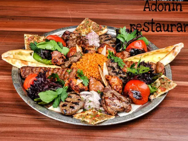 Adonin Cafe & Restaurant'nin yemek ve ambiyans fotoğrafları 20