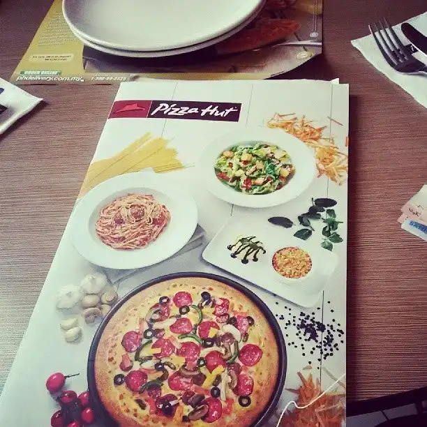 Pizza Hut Food Photo 10