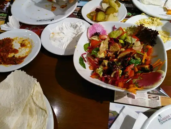 Bayram Usta Yaprak Kebap'nin yemek ve ambiyans fotoğrafları 8