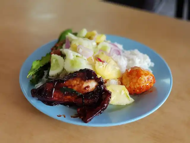 Atika Nasi Campur Food Photo 2