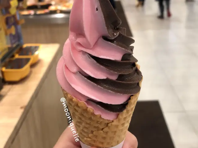 Gambar Makanan Soft Ice Cream 4
