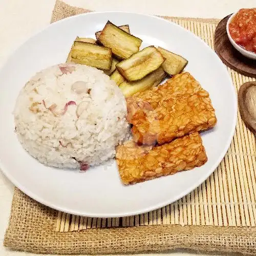 Gambar Makanan Ayam Penyet dan Nasi Sangrai Bumiayu 17