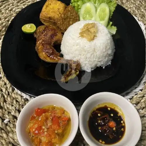 Gambar Makanan Ayam Goreng Si Judes, Sukagalih 4