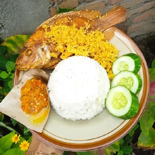 Gambar Makanan Ayam Geprek Bu giyarti 7