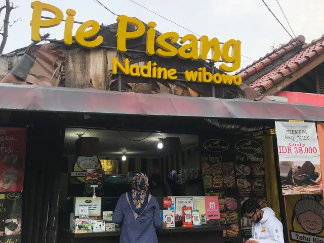 Gambar Makanan Nadine Wibowo Pie Pisang Bogor 4