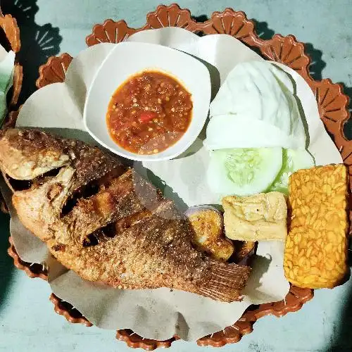 Gambar Makanan PECEL LELE PARKIRAN, Damai 3