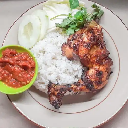 Gambar Makanan Warung Muslim Pak Kumis, Diponegoro 1