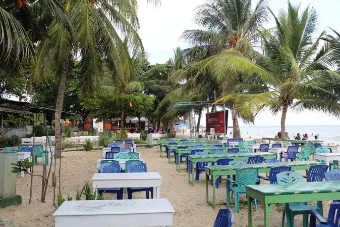 Gambar Makanan Kemala Beach & Resto 2