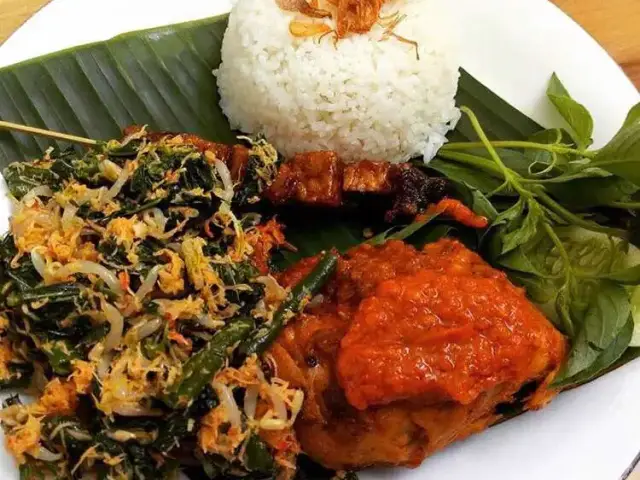 Gambar Makanan Ayam Bakar Pamul 8