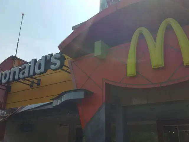 Gambar Makanan McDonald's Plaza Marina 5