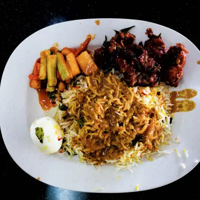 Nasi Kandar Naseer (Taman Pekaka)