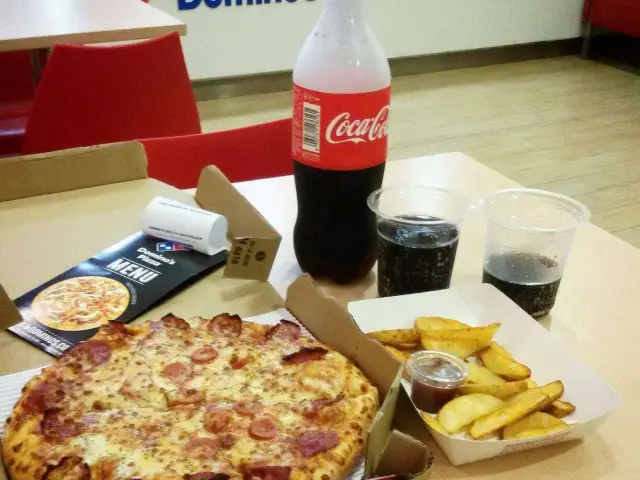 Gambar Makanan Domino's Pizza 14