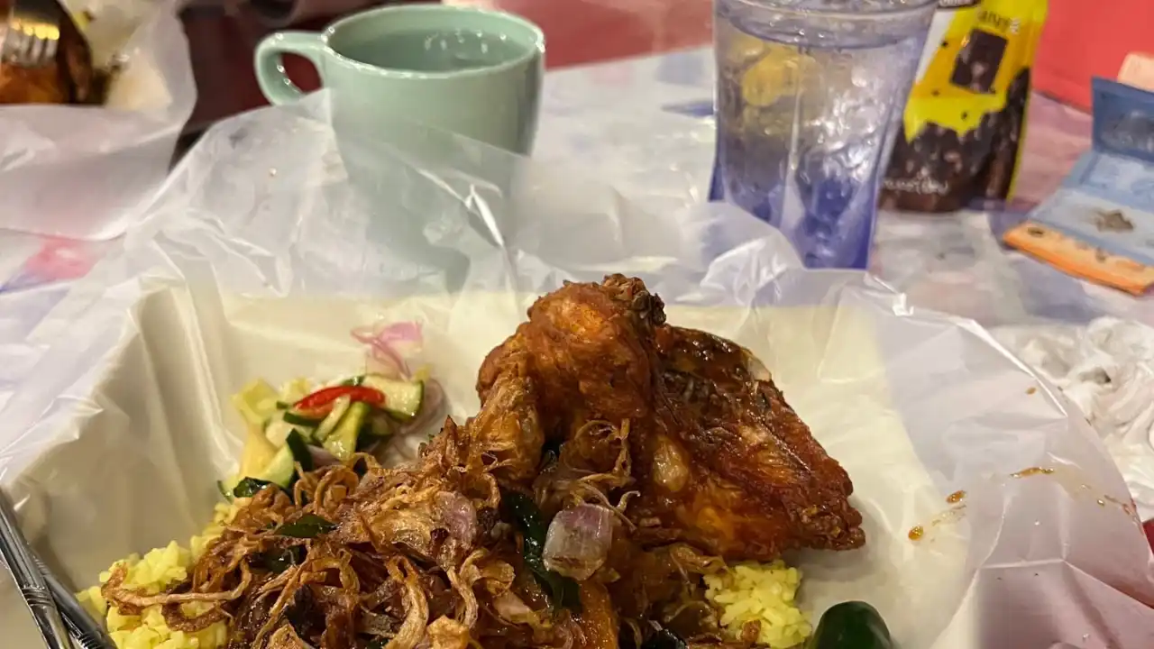 Nasi Dalca Bawang Mamu Lejen Kuantan