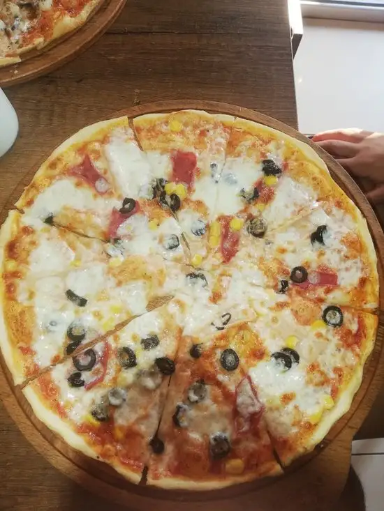 Pizza Napoli'nin yemek ve ambiyans fotoğrafları 24