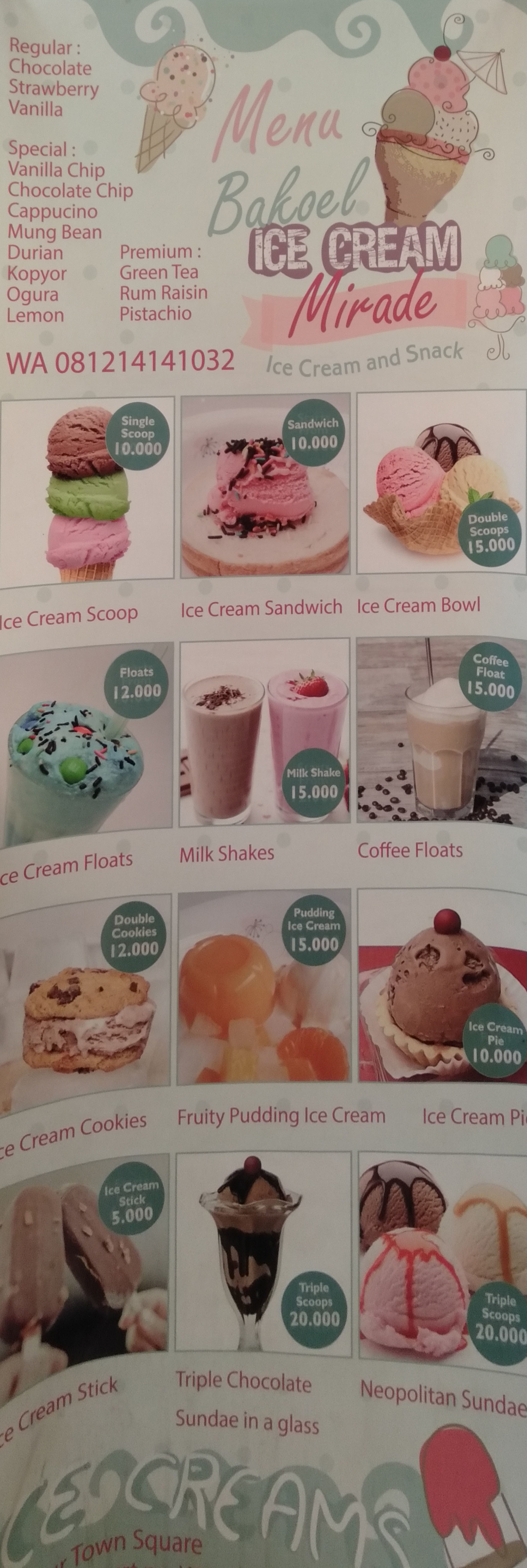 Es Krim Rasa Strawberry di Bakoel Eskrim