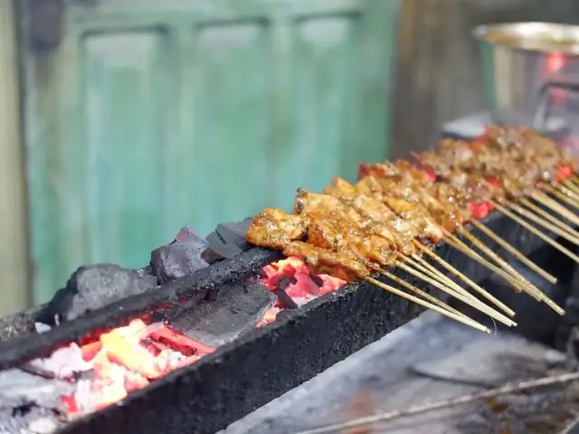 Gambar Makanan Sate & Sop Soepardi 11