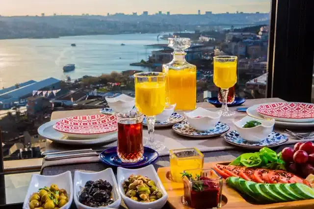 Pera Adalı - Grand Hotel Haliç'nin yemek ve ambiyans fotoğrafları 16