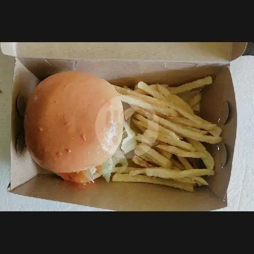 Gambar Makanan Cemal - Cemil Burger Chuae, Sukorejo 2