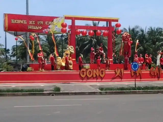 Gambar Makanan Gerbang pintu timur ancol 8