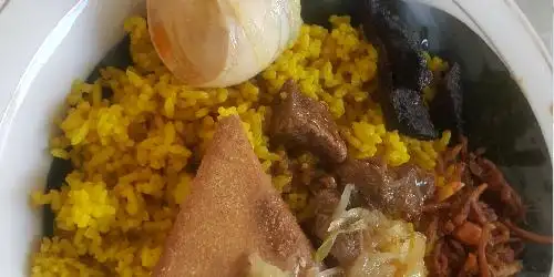 Nasi Kuning Tumpi Tumpi, Boulevard