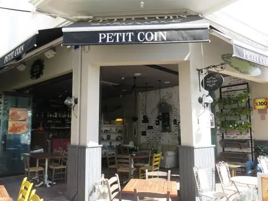 Petit Coin Çeşme'nin yemek ve ambiyans fotoğrafları 16