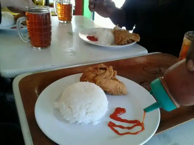 Gambar Makanan Yogya Chicken 10