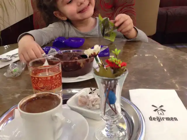 Metrocity Değirmen Patisserie-Cafe'nin yemek ve ambiyans fotoğrafları 6