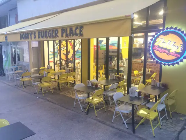 Dobby's Burger Place'nin yemek ve ambiyans fotoğrafları 51