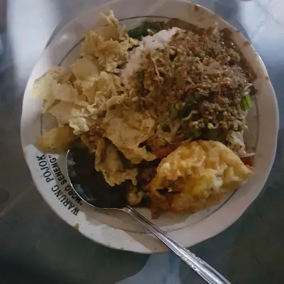 Warung Pojok Moro Seneng