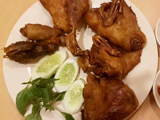 Gambar Makanan Pak Qomar - Bebek & Ayam Goreng 1