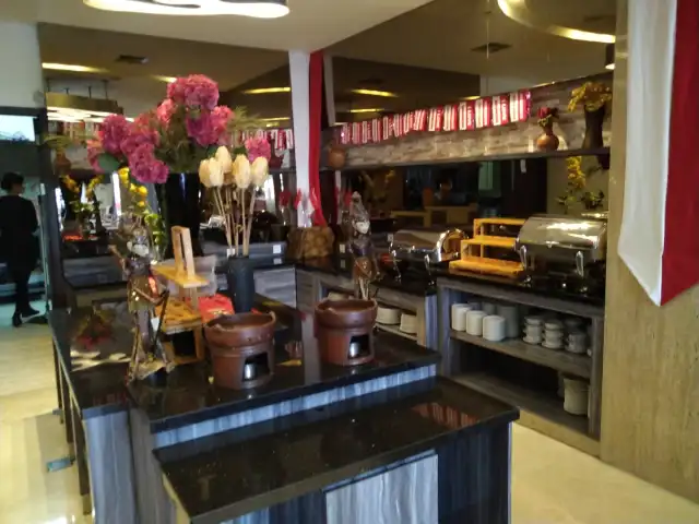 Gambar Makanan Teratai Restaurant - GP Mega Kuningan Hotel 16