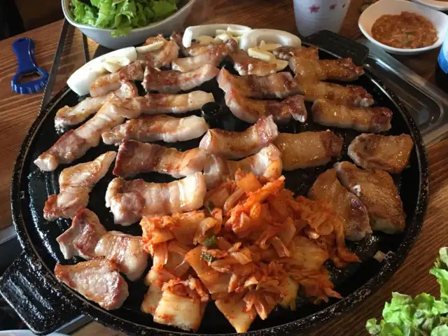 Cheolpan Grill and Korean Hotpot - Raymond Street